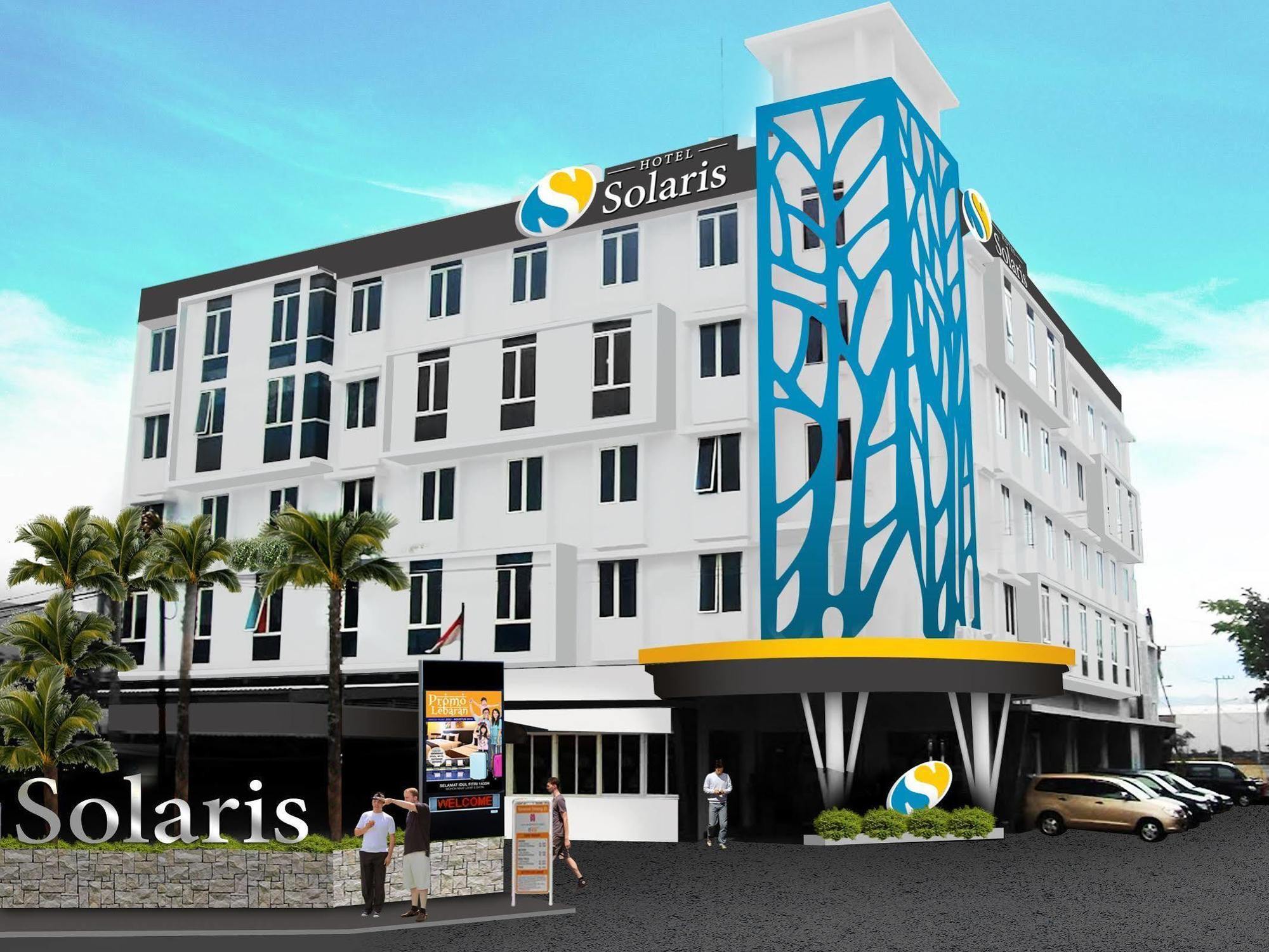 Solaris Hotel Malang Exterior foto